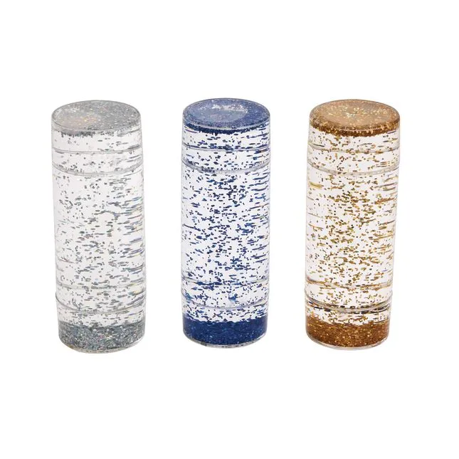 De oogverblindende glitters zweven door de glitter buis terwijl je de buis beweegt.