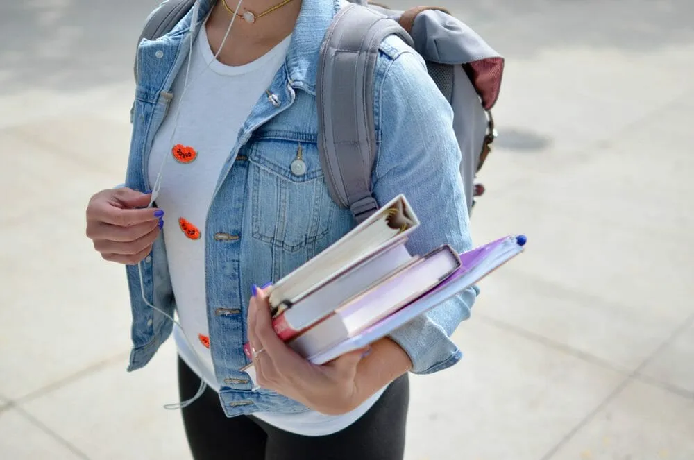 tips voor huiswerk routine bij ADHD. Met deze tips help je je kind zijn schooltaken en vrijetijd beter te plannen en organiseren.