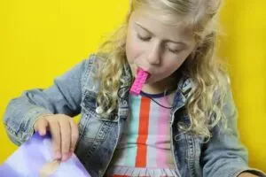 bijtketting kopen? check deze 5 vrolijke kauwkettingen van educadora webshop