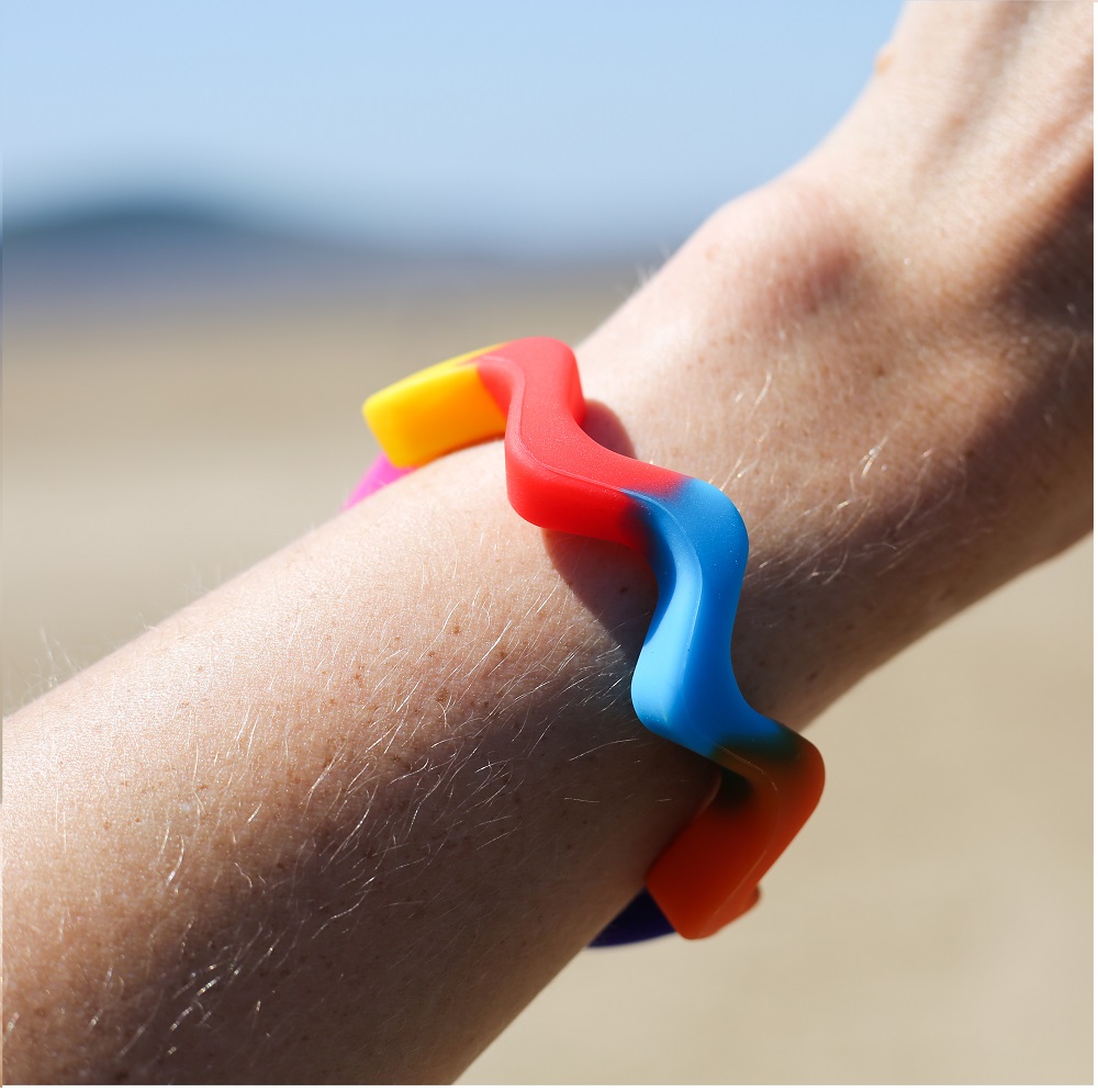 Chewigem Wave kauwarmband – kleurrijk kauwsieraad voor kinderen en volwassenen, perfect om te combineren