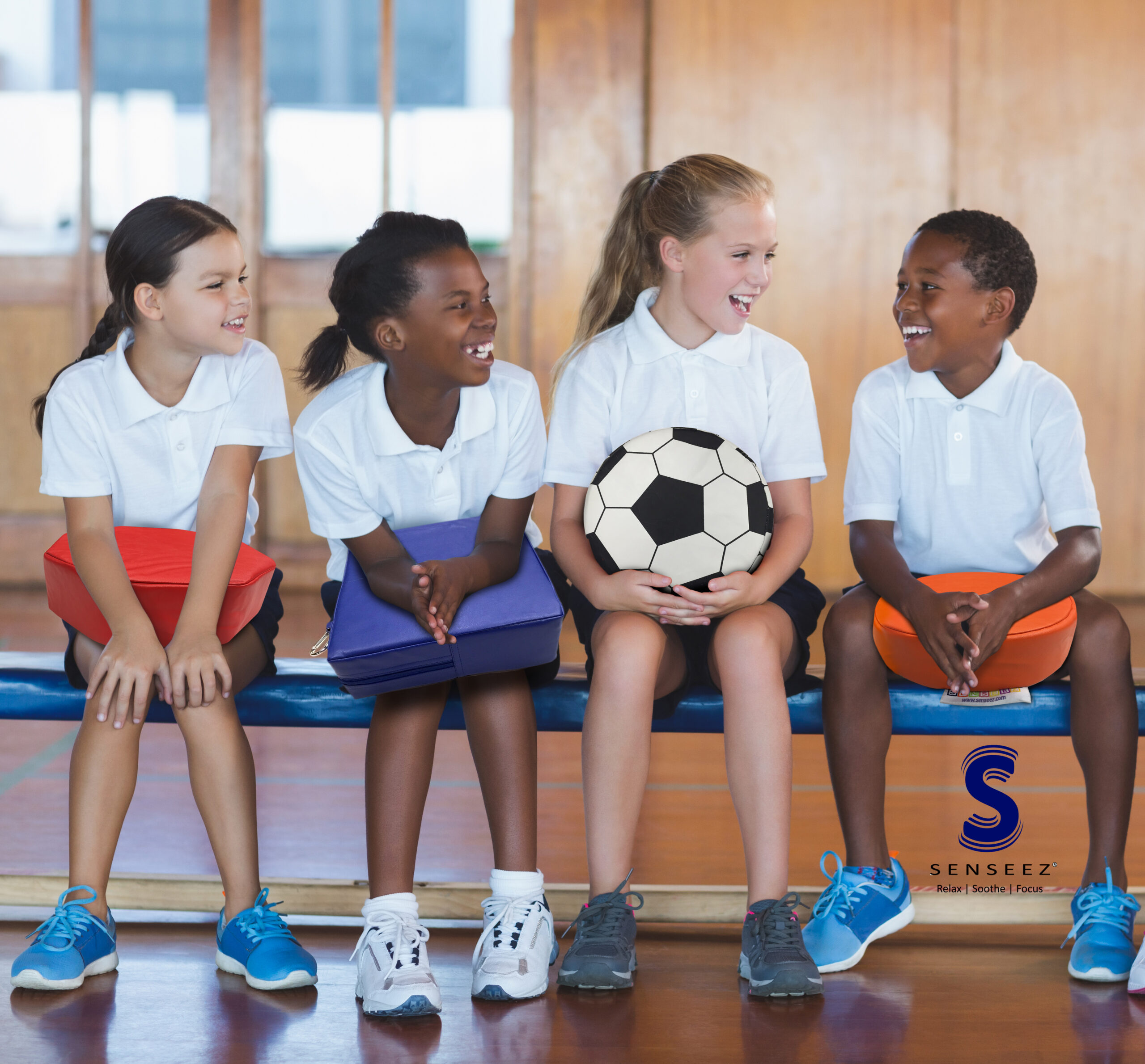 senseez trilkussen helpt kinderen die wiebelen en friemelen beter concentreren