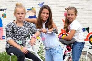 lees meer over kauwsieraden voor meiden. We zetten in dit artikel de favorieten van chewigem op een rij.