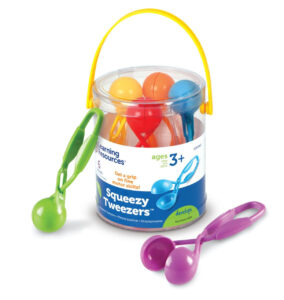 Met de Squeezy Tweezers (grijpers) oefen je spelenderwijs de hand- en spierkracht van je kind en stimuleer je de ontwikkeling van de fijne motoriek.