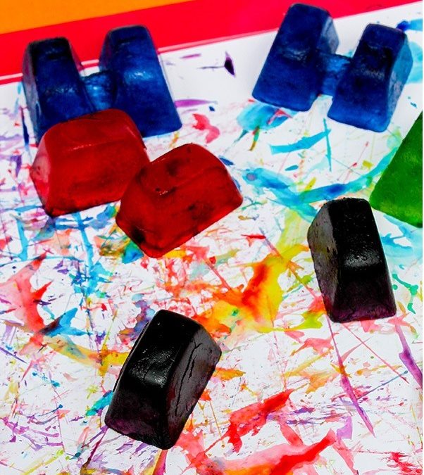 Ontdek zomertips voor gevoelige kinderen: prikkelarme activiteiten, waterpret en fijne producten die helpen bij hitte en overprikkeling.