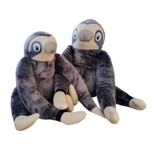 oliz bent is een verzwaringsknuffel in de vorm van een luiaard.