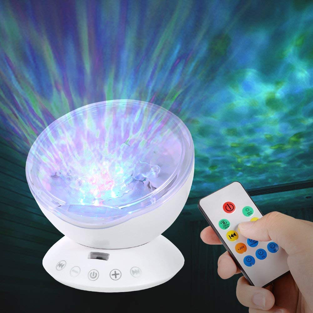 Ocean wave projector: Een nachtlamp met 7 verschillende visuele effecten, te koppelen met eigen audio. Geschikt voor slapen en snoezelen.