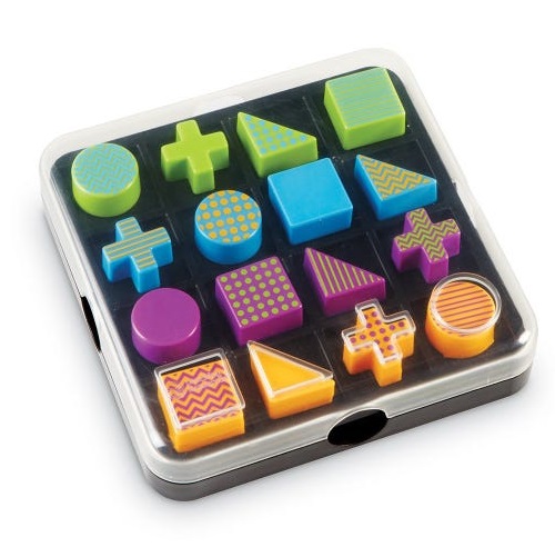 Mental blox go is een uitdagend reisspel van learning resources. Dit breinspel laat kinderen kritisch nadenken en problemen oplossen.