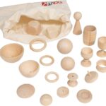 De heuristische basis speelset kan de nieuwsgierigheid van kleine kinderen op de objecten waaruit de wereld om ze heen bestaat, worden gewekt en het biedt waardevolle mogelijkheden om de leerervaring van kinderen uit te breiden.