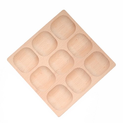 Houten sorteer bak met maar liefst 9 vakken om producten te sorteren op kleur, vorm of aantal. Of om mee te nemen en mooie ontdekkingen uit de natuur te verzamelen