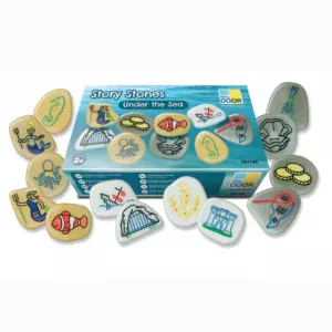 Verhaalstenen set zee daagt kinderen uit om verhalen over het onderwaterleven te vertellen. Bestaat uit 13 prachtig gegraveerde verhaalstenen.