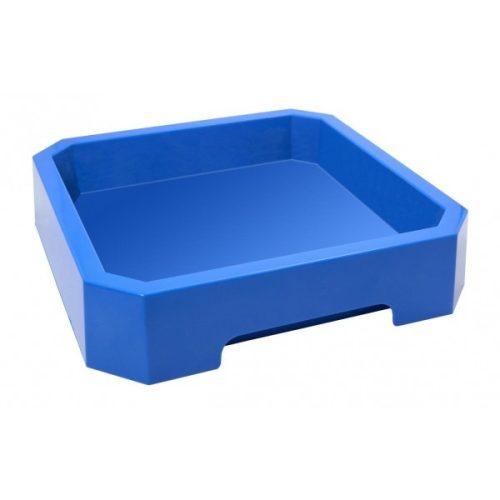 De perfecte oplossing voor het spelen met zand. De blauwe bak is voorzien van antislip, zodat de tafel niet wordt beschadigd. Afmeting