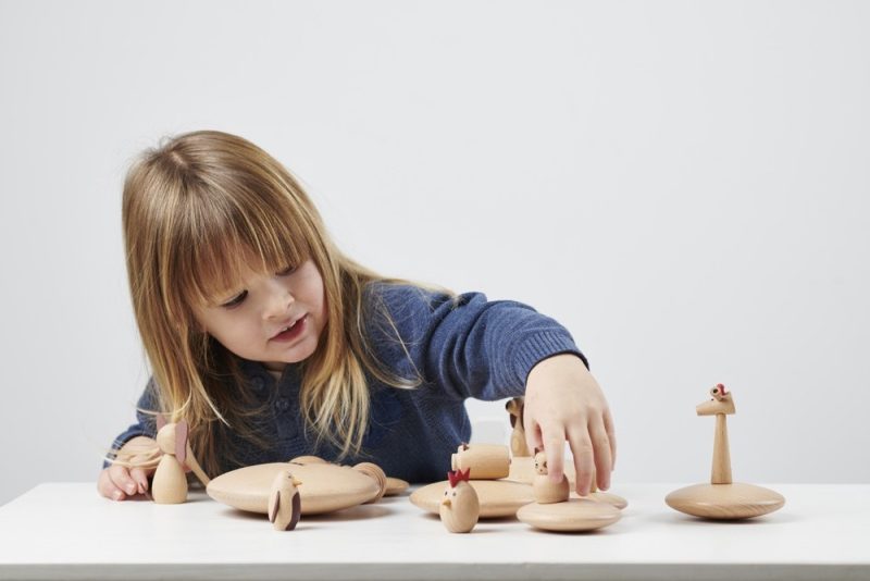 houten dieren vrienden zijn een mooie set voor fantasie spel, ook leuk als themamateriaal of al onderdeel van klein wereldspel. Deze houten spelmaterialen zijn passend bij montessori en waldorf materialen