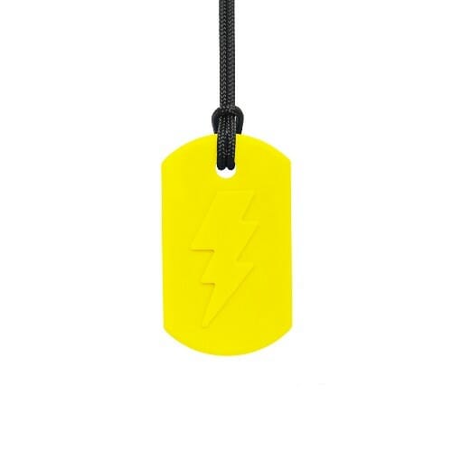 Een stoer kauwsieraad van ark therapeutic is deze bolt bite, ook wel gewoon bliksem genoemd. Deze kauwketting is geschikt voor kinderen die redelijke kauwbehoefte hebben. Het is een stevig ontwerp, met textuur wat friemelaars ook prettig vinden. Welke kleur van dit kauwsieraad is jouw favoriet?