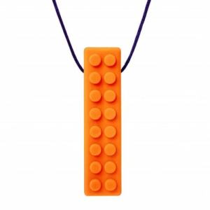 ark therapeutic kauwsieraad brick is een stoere lego kauwketting
