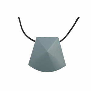 Chewigem chunk bijtketting heeft een zachte textuur en is toch robuust. Zowel geschikt om te friemelen als bij kauwbehoefte.