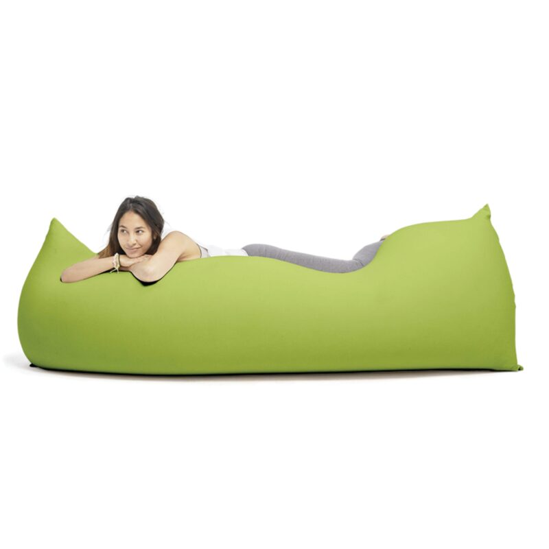 De Baloo van Terapy is een ergonomische en multifunctionele zitzak die zich volledig naar je lichaam vormt.