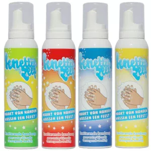 Met knetterzeep wassen je kinderen graag de handen. Een klein beetje schuim op de handen en hoor en zie het knisperen. Wassen zonder water