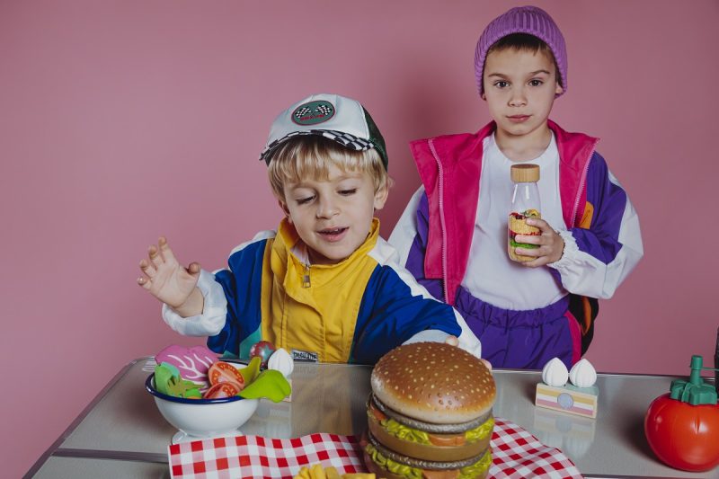 Met de Mac Burger (Boum) Learning Bottle laat je kinderen op een boeiende manier kennismaken met fastfood!