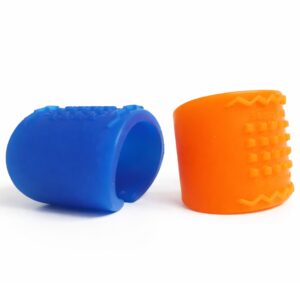 senso band is een kauwarmband die breed is ontworpen en voorzien van textuur