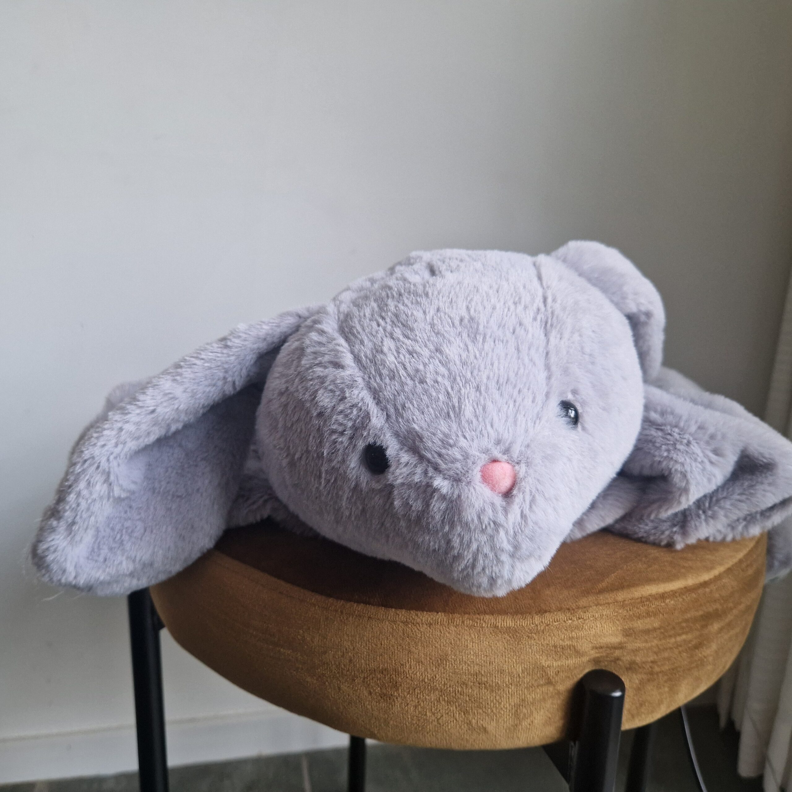 verzwaarde schootkussen konijn grijs voor kinderen