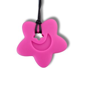 De ZenChew Star bijtketting is een stijlvol kauwsieraad voor kinderen met een gemiddelde kauwbehoefte. Gemaakt van food-grade siliconen.
